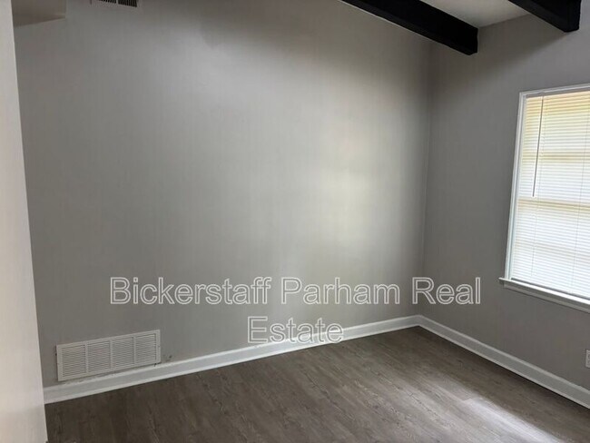 Foto del edificio - 2608 Walker St