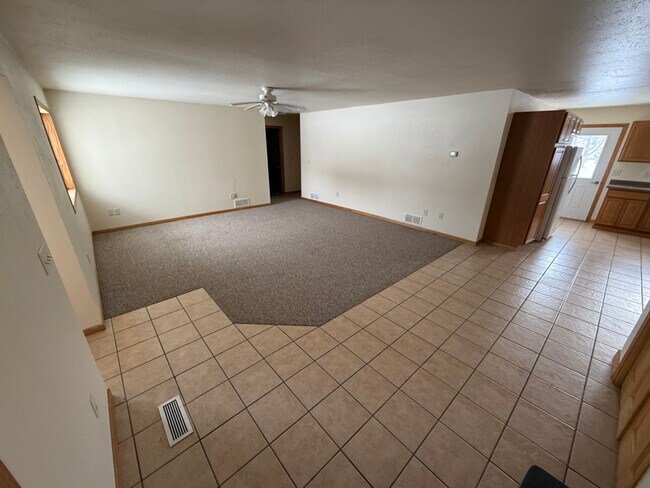 Foto del edificio - 503 W Prospect St