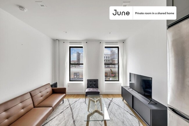 Foto del edificio - Room in Shared 4 bed/2 bath home