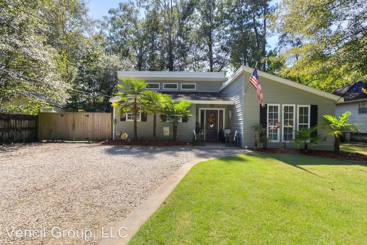 Primary Photo - 3 br, 2 bath House - 1403 W 19th