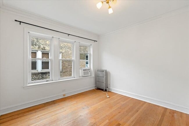 Foto del edificio - 2 bedroom in Chicago IL 60660