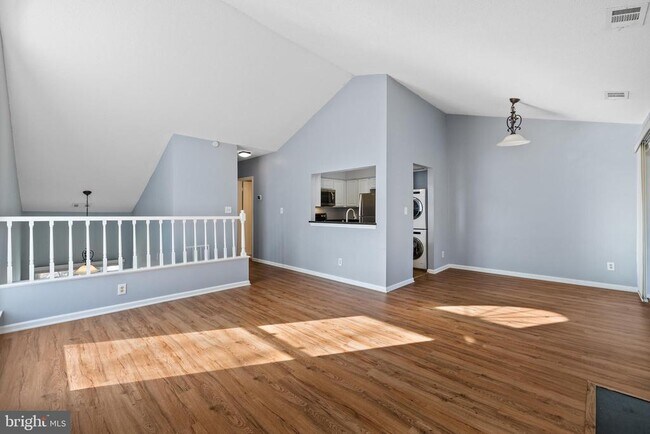 Building Photo - 3151 Covewood Ct