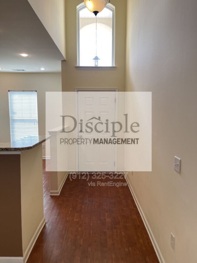 Building Photo - 169 Regency Cir