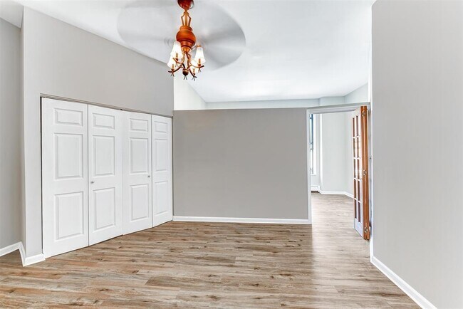 Foto del edificio - 193 Ogden Ave