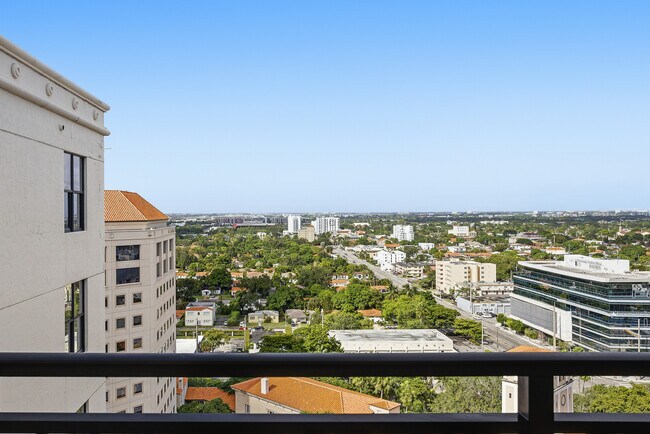 Foto del edificio - 888 S Douglas Rd