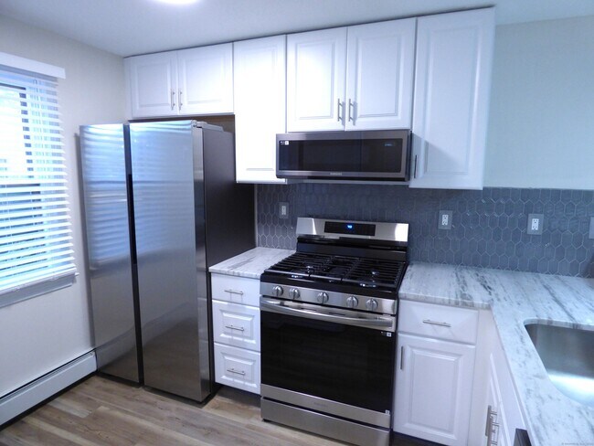 Foto del edificio - 7 Butternut Ln