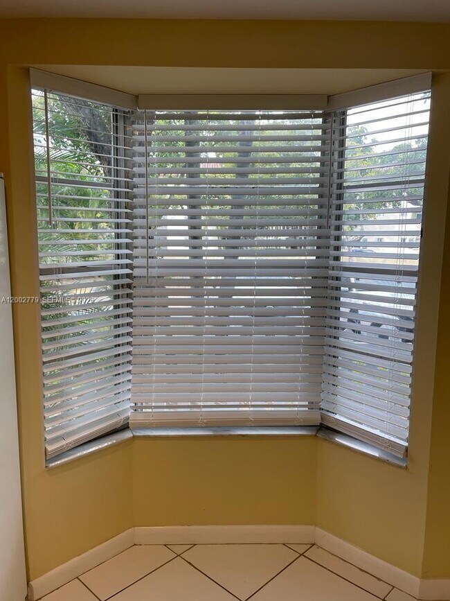 Foto del edificio - 81 SW 3rd St