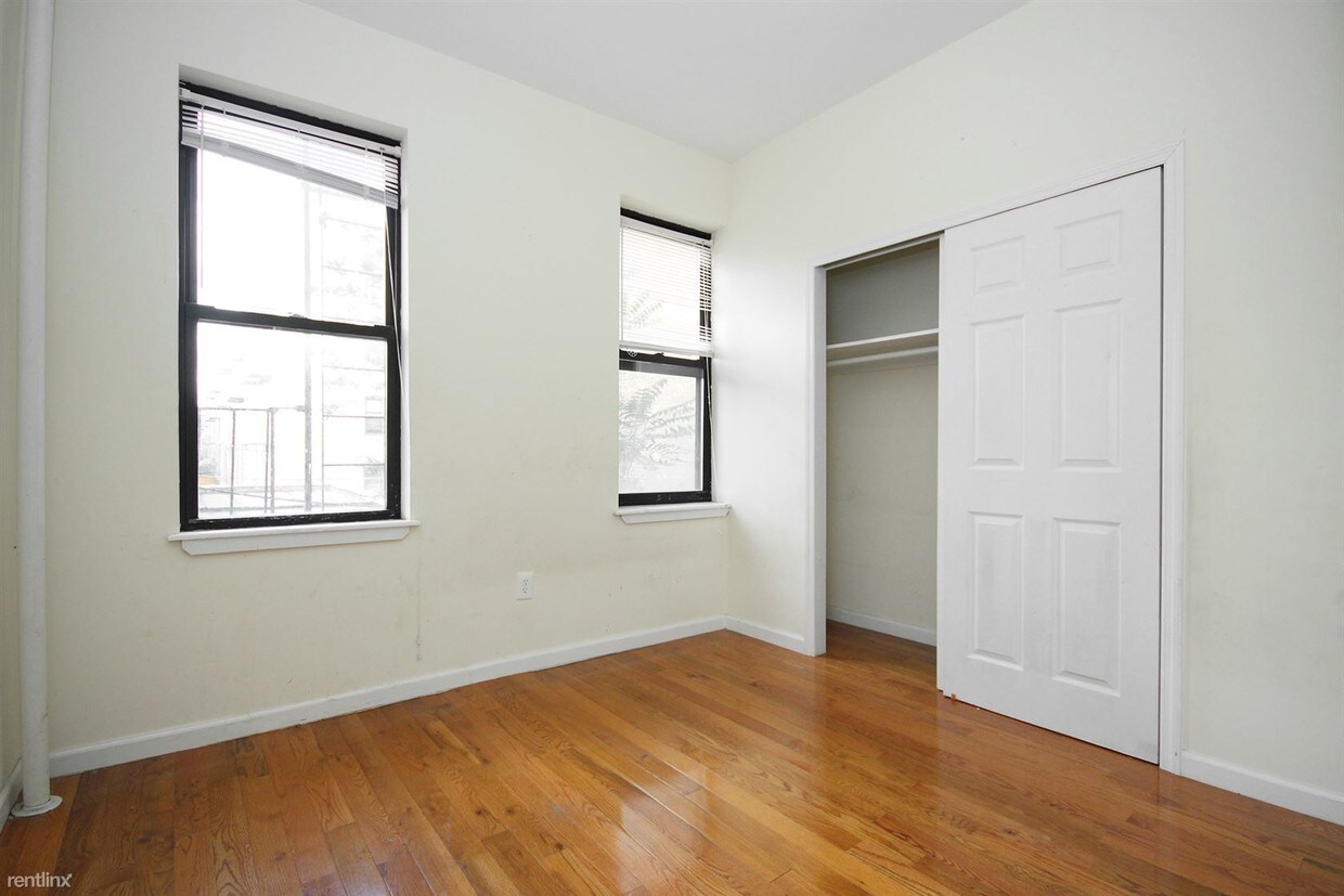 Foto del edificio - 3812 Astoria Blvd