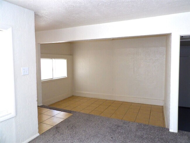 Foto del edificio - 1615 NW Smith Ave