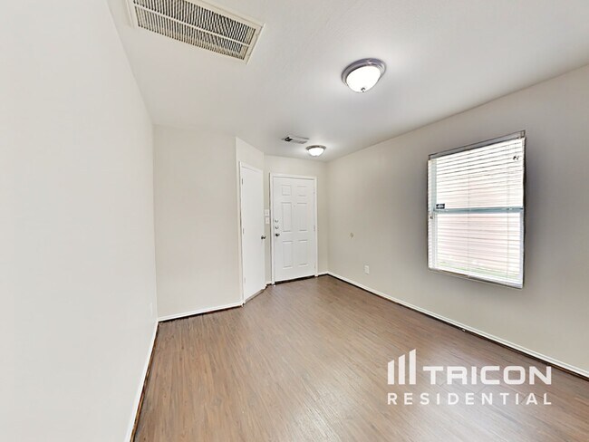 Foto del edificio - 7734 Galleon Field Ln