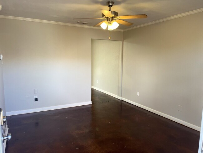 Foto del edificio - Cute 2/1 Duplex in Great Location!