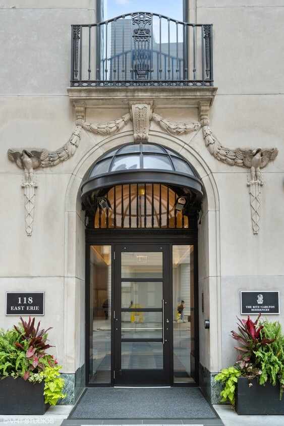 Foto principal - 118 E Erie St
