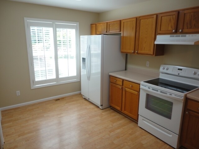 Foto del edificio - 905 Finchurch Cir