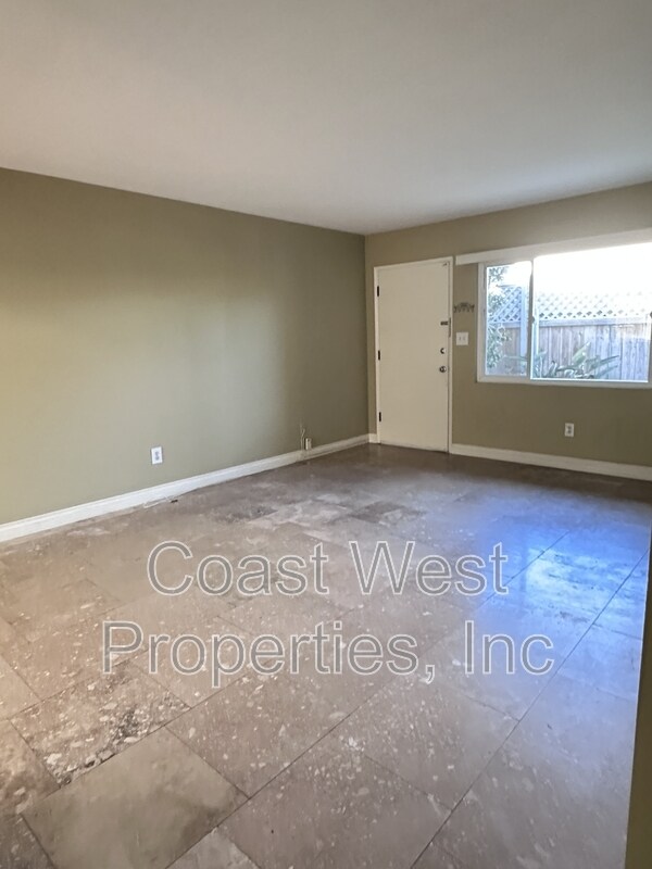 Foto del edificio - 4857 Narragansett Ave