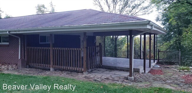 Building Photo - 6 br, 3 bath House - 648 Monaca Rd