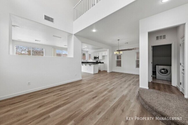 Foto del edificio - 10761 Noble Mesa Ave