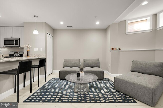 Photo - 1135 6th St NW Apartment