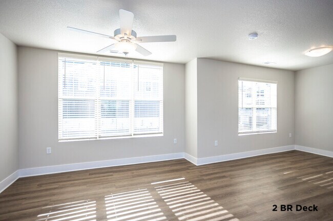 Foto del edificio - Grand Valley Townhomes