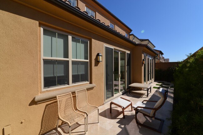 Building Photo - 121 Doverwood