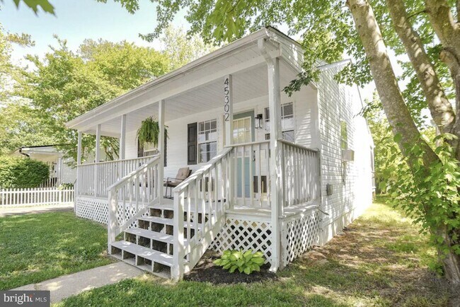 Building Photo - 45302 Bloch Ave