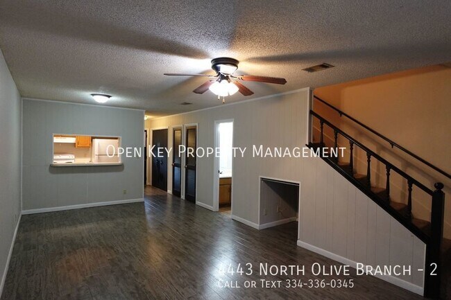 Foto del edificio - 4443 Dorothy Dr