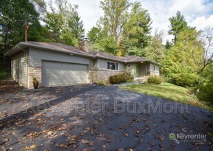 Building Photo - 981 Limekiln Rd