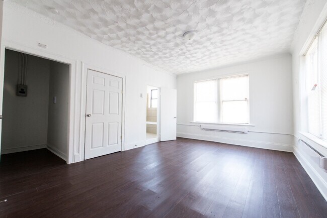 Foto del interior - 2235 E 71st St