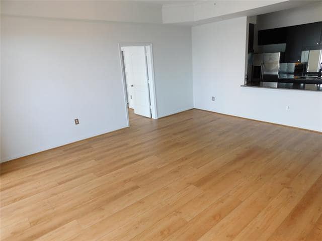 Building Photo - 3225 Turtle Creek Blvd