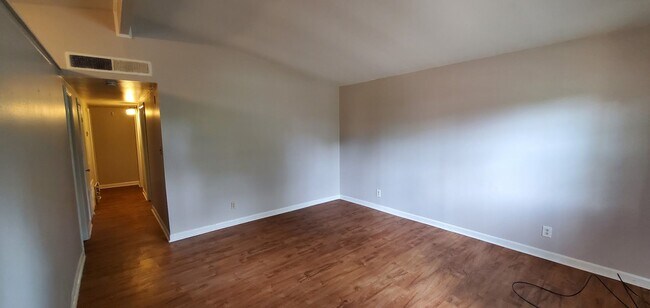 Foto del edificio - 3 bedroom 1 Bathroom House