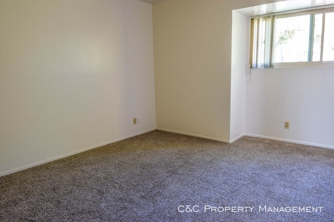 Foto del edificio - Pacific Grove Apartment Ocean Views