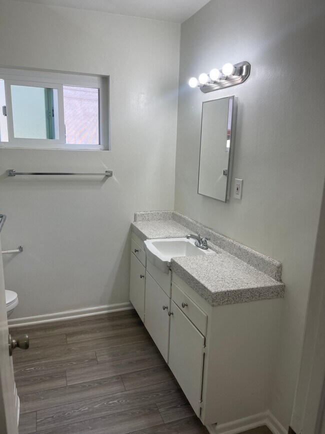 Foto del edificio - 2232 E Lenita Ln