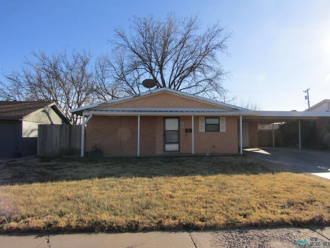 1809 W Runyan Ave, Artesia, NM 88210 House Rental in Artesia, NM