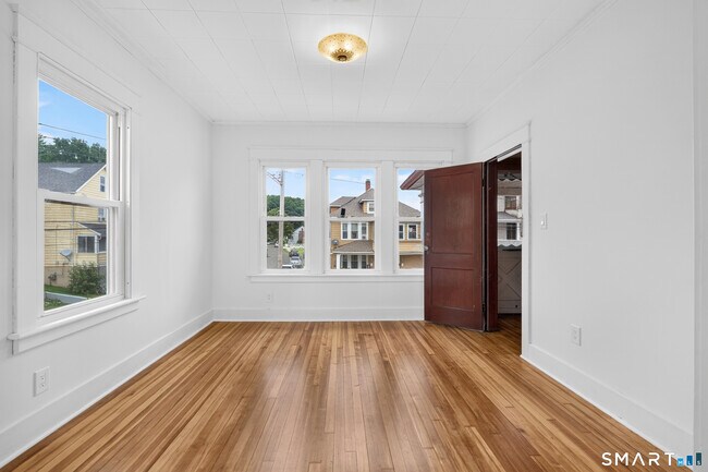 Foto del edificio - 46-48-48 10th St