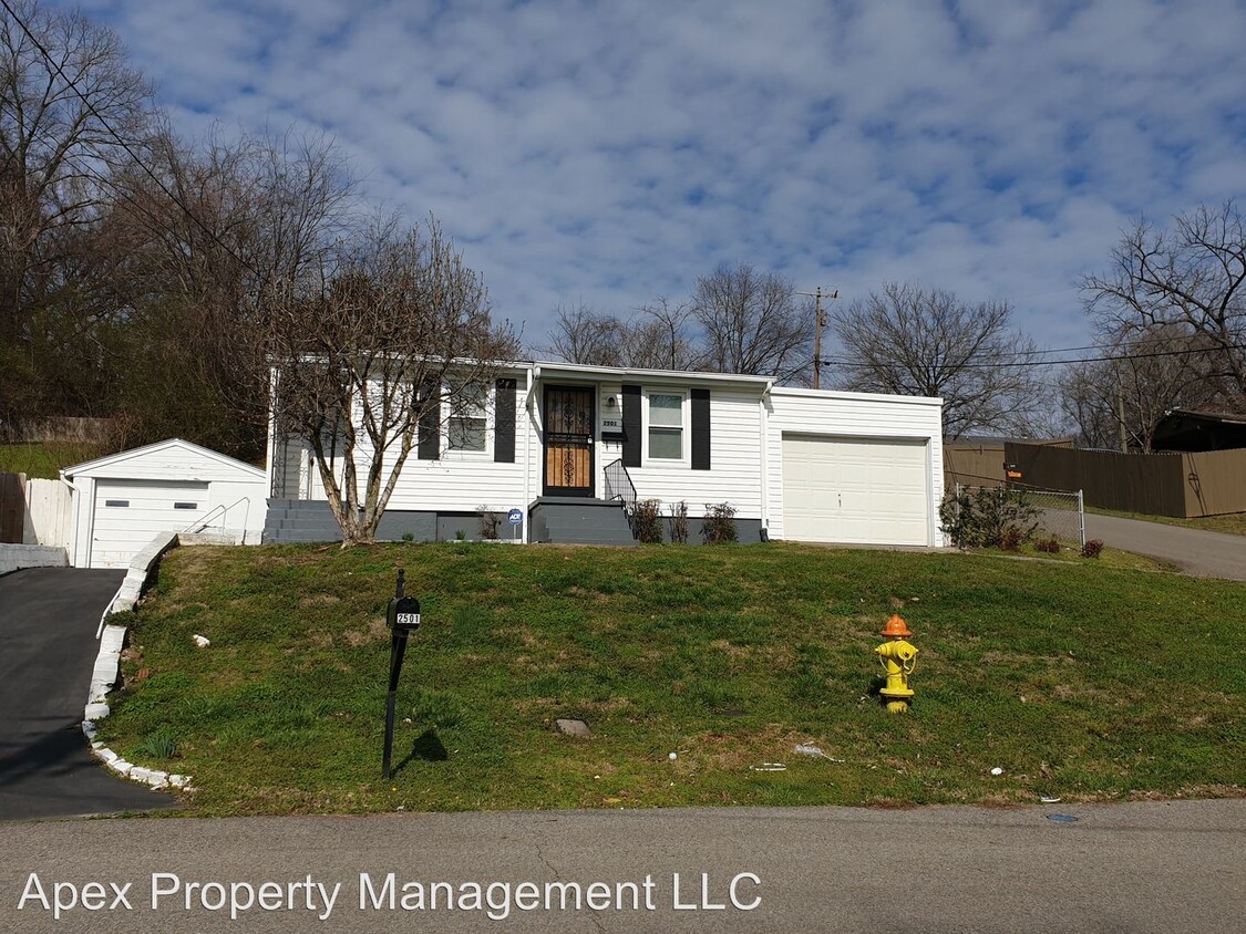 Primary Photo - 3 br, 1 bath House - 2501 Truman Ave