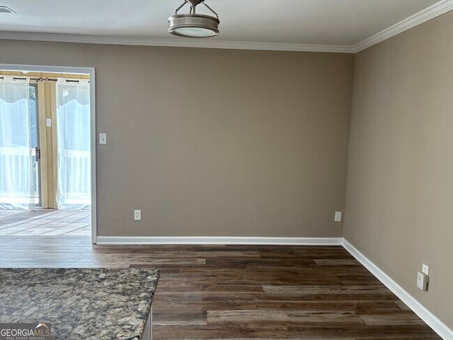Building Photo - 2187 Palmyra Dr