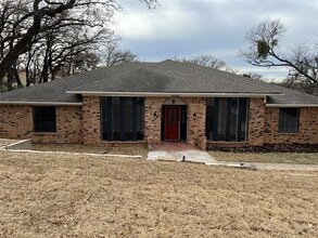 Building Photo - 406 Rockgate Ct