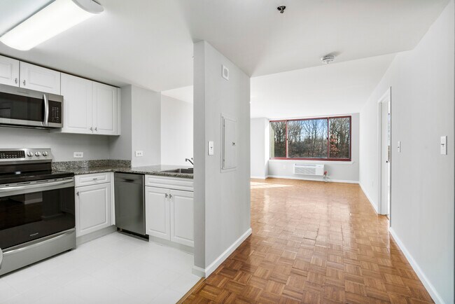 Foto del edificio - 100 Old Palisade Rd