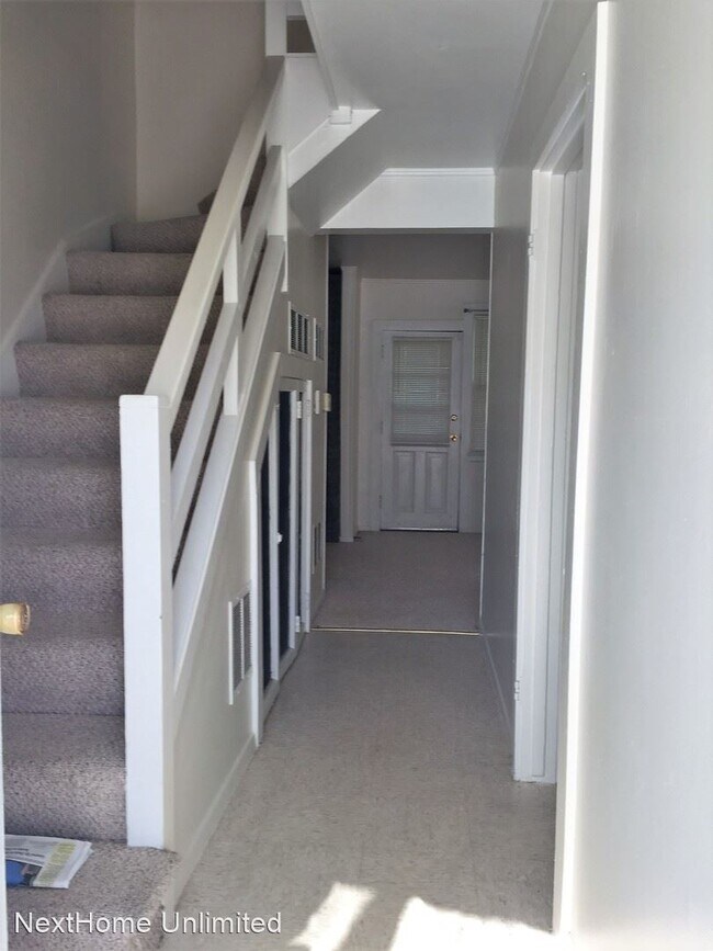 Foto del edificio - 2 br, 1 bath House - 730 W. 1st Street