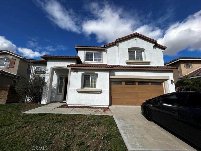 Foto principal - 4210 Cloudywing Rd