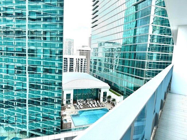 Foto del edificio - 200 Biscayne Boulevard Way