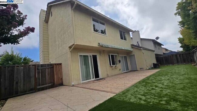 Foto del edificio - 34141 Gannon Terrace