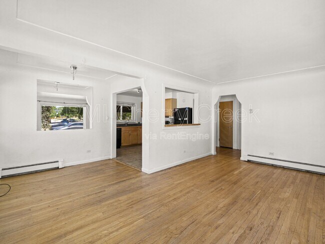 Building Photo - 4726 W 26th Ave
