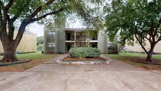 Building Photo - 307 Manuel Dr