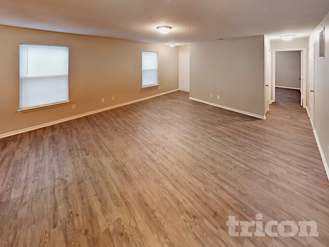 Foto del edificio - 1826 Blue Pine Ln