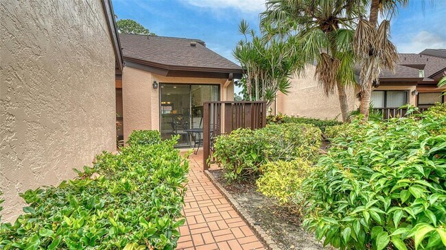Building Photo - 6281 Timberlake Dr