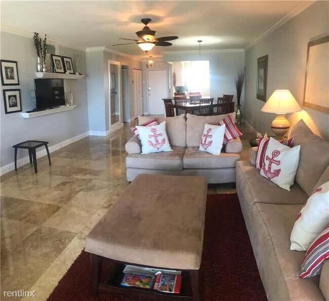 Building Photo - 2 br, 2 bath House - 111 N Pompano Beach B...