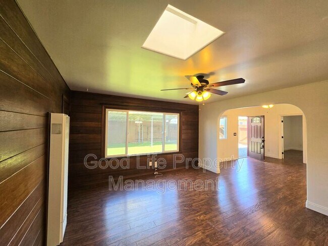 Foto del edificio - 4727 1/2 Bancroft Street