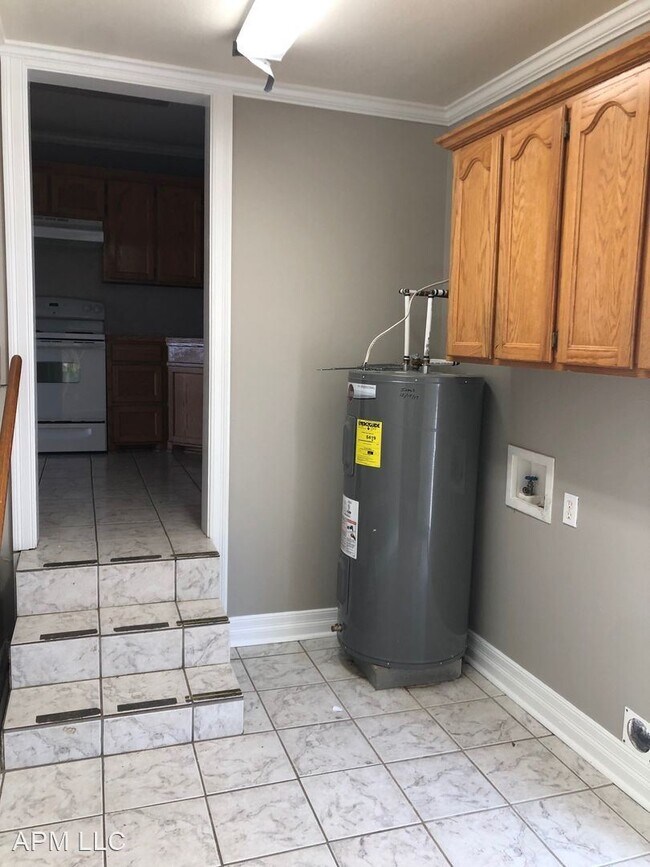 Foto del edificio - 4 br, 2 bath House - 352 Northwood Dr