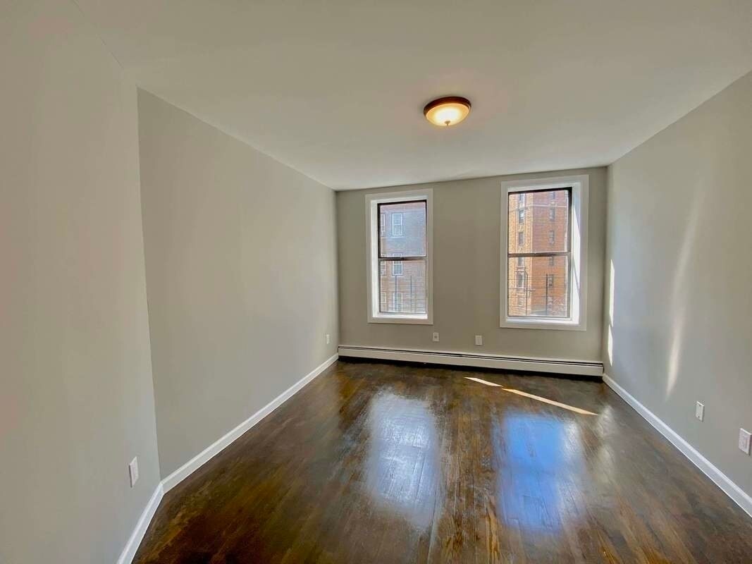 Foto del edificio - 2337 Andrews Ave
