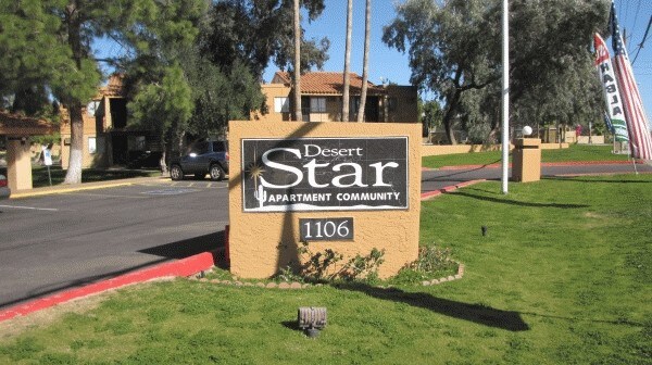 Foto del edificio - Desert Star